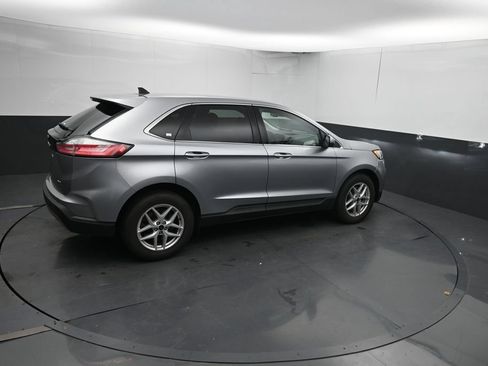 Used 2024 Ford Edge SEL AWD/4WD image 12