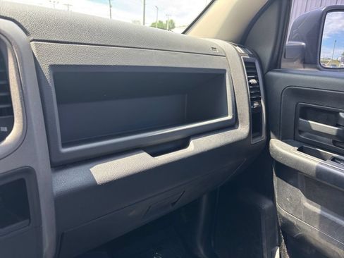 Used 2018 RAM 1500 Express w/ Wheel & Sound Group AWD/4WD image 24