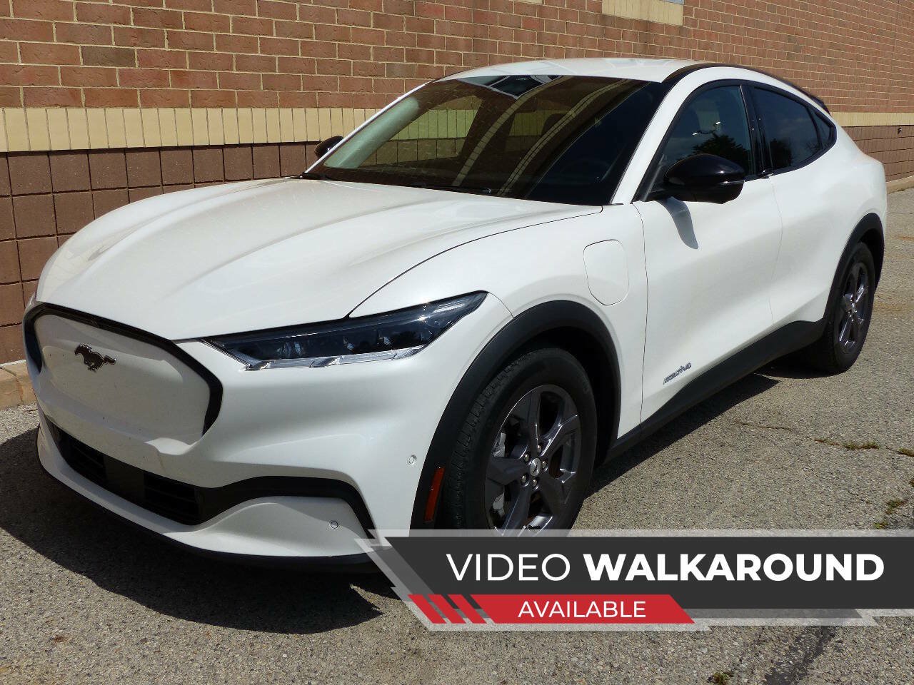 Used 2023 Ford Mustang Mach-E Select AWD/4WD image 1