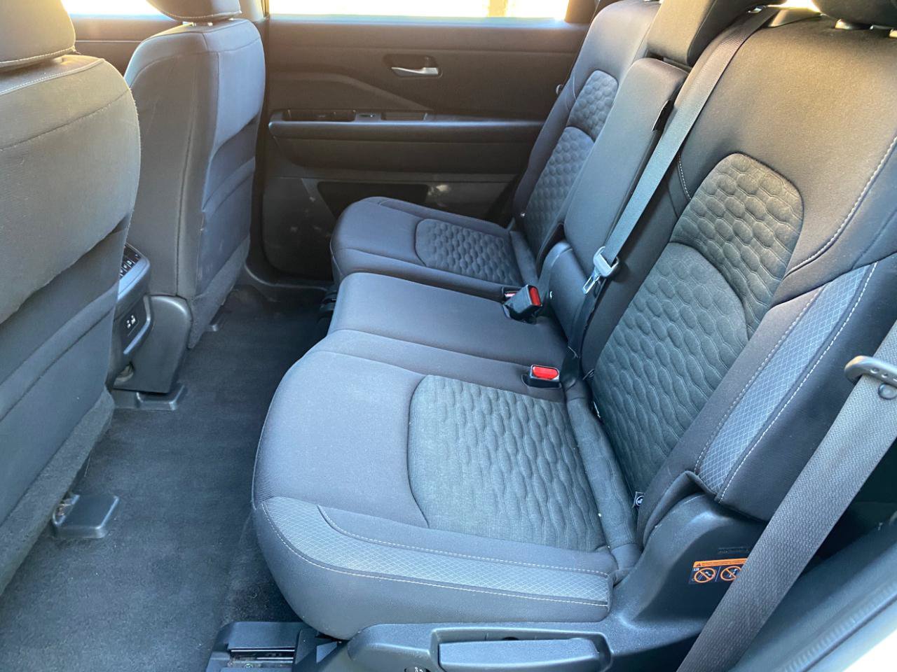 Used 2022 Nissan Pathfinder S FWD image 28