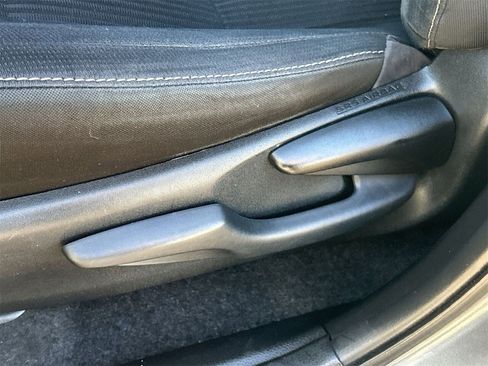 Used 2013 Toyota RAV4 XLE image 17