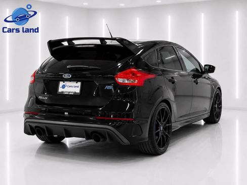 Used 2017 Ford Focus RS AWD/4WD image 5