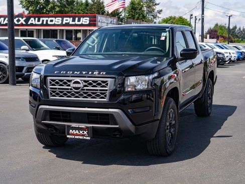 Used 2022 Nissan Frontier SV AWD/4WD image 4