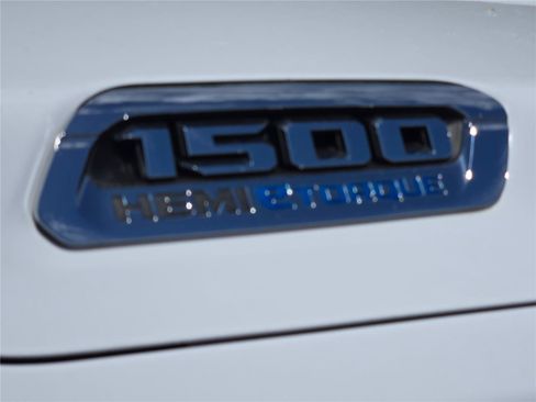 Used 2023 RAM 1500 Lone Star AWD/4WD image 4