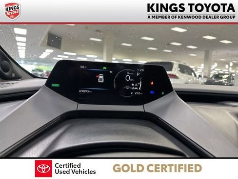 Certified 2023 Toyota Prius Limited AWD/4WD image 11
