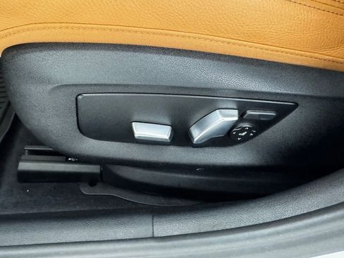 Used 2022 BMW 530i xDrive w/ M Sport Package image 35