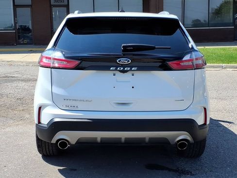 Used 2024 Ford Edge Titanium AWD/4WD image 4