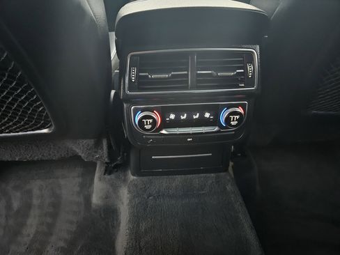 Used 2017 Audi Q7 3.0T Premium Plus image 17