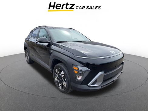 Used 2025 Hyundai Kona SEL image 1