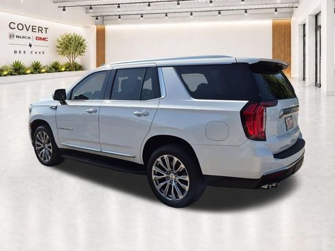 Used 2021 GMC Yukon Denali w/ LPO, Illumination Package AWD/4WD image 11