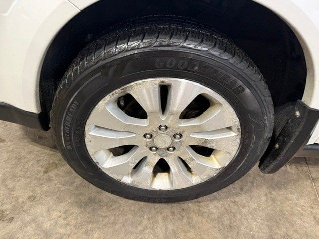 Used 2009 Subaru Outback 2.5i Limited AWD/4WD image 36