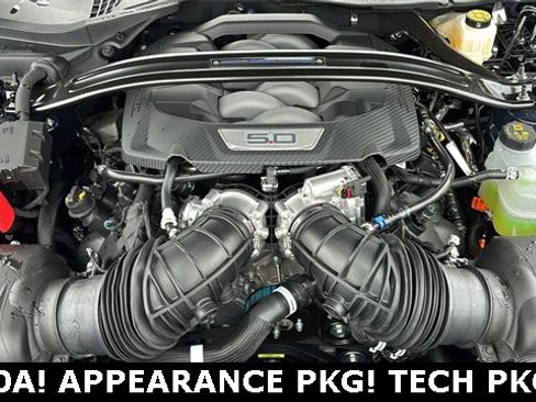 New 2025 Ford Mustang Dark Horse image 33