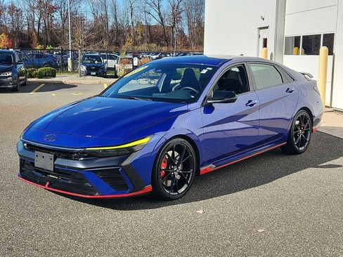 Used 2024 Hyundai Elantra N image 3