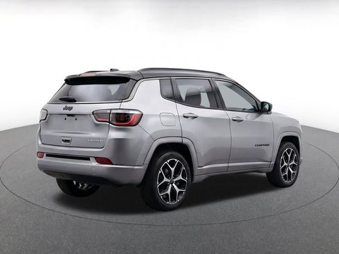 Used 2025 Jeep Compass Limited AWD/4WD image 11