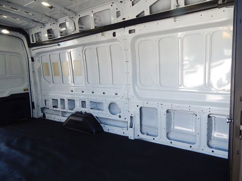 Used 2017 Ford Transit 250 148 High Roof Extended image 4