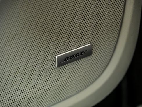 Used 2019 GMC Terrain Denali w/ Advanced Safety Package image 11