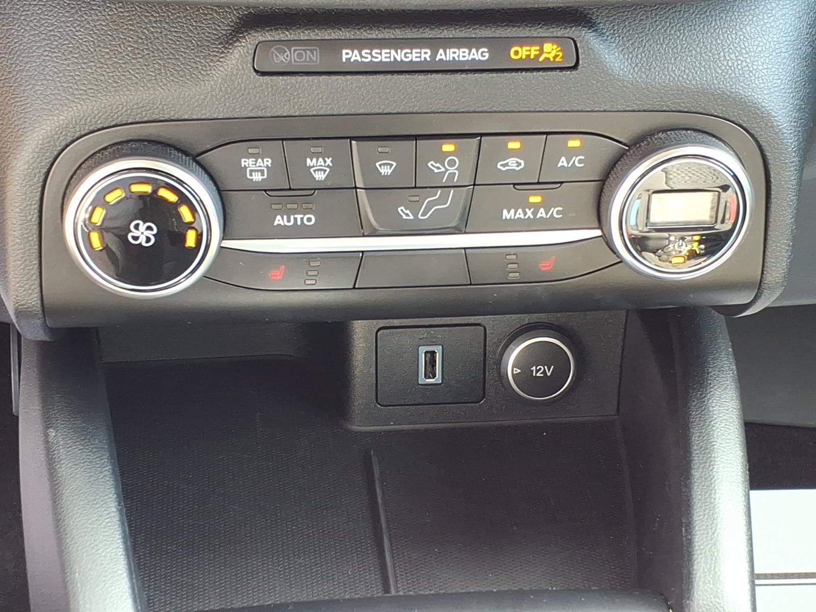 Used 2020 Ford Escape SE AWD/4WD image 18