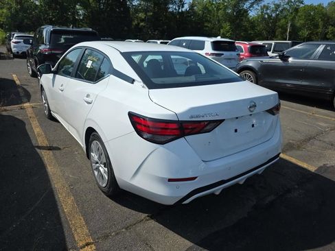Used 2020 Nissan Sentra S FWD image 5