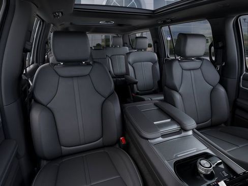 New 2026 Jeep Grand Wagoneer Limited AWD/4WD image 17