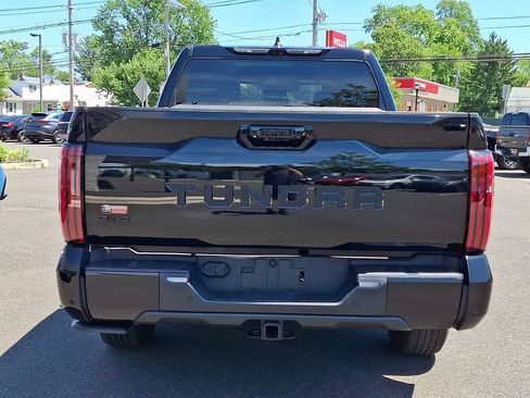 Used 2024 Toyota Tundra Platinum AWD/4WD image 5