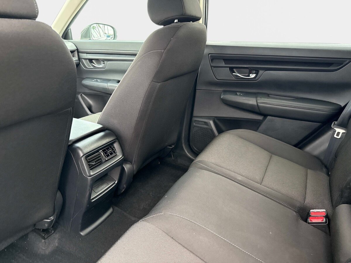 Used 2025 Honda CR-V LX image 14