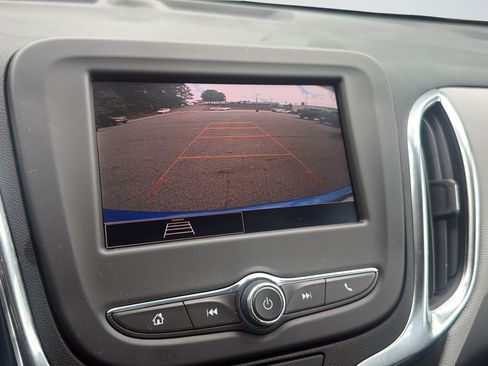 Certified 2024 Chevrolet Equinox LS w/ Driver Confidence II Package FWD image 17