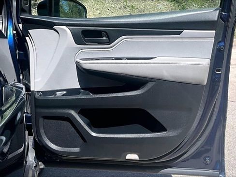Used 2018 Honda Odyssey EX-L image 29