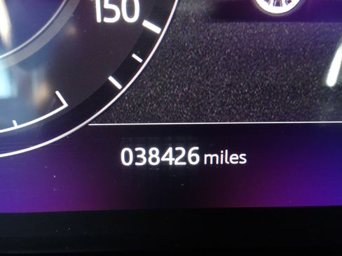 Used 2019 Land Rover Range Rover Sport HST image 10