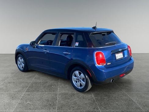 Used 2016 MINI Cooper 4-Door Hardtop image 3