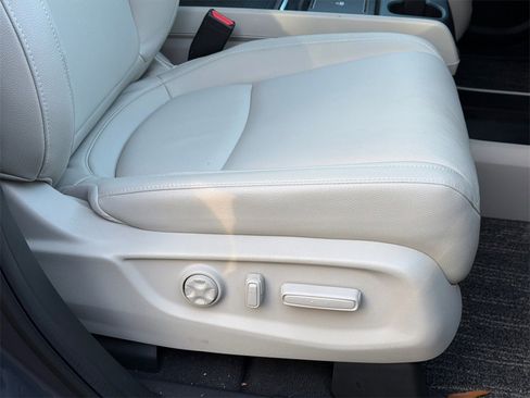 New 2026 Honda Odyssey EX-L image 11