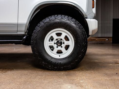 Used 2026 Ford Bronco Heritage Edition image 12