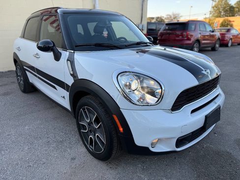 Used 2011 MINI Cooper Countryman S image 2