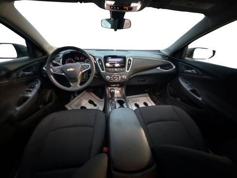 Used 2020 Chevrolet Malibu LS w/ LPO, Convenience Package 1 image 25