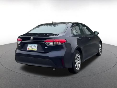 Used 2025 Toyota Corolla LE image 10