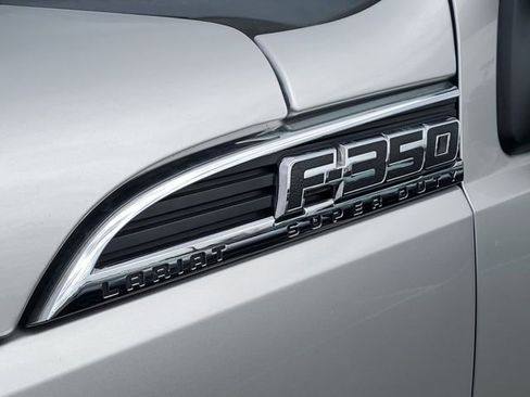 Used 2016 Ford F350 Lariat w/ Lariat Ultimate Package image 33