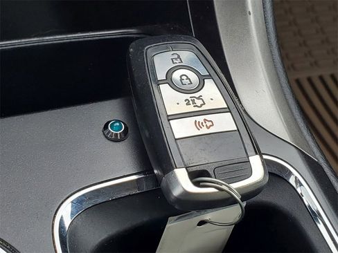 Used 2018 Ford Fusion S image 23