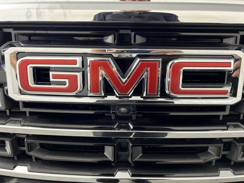 Used 2026 GMC Acadia Elevation w/ Elevation Premium Package FWD image 31