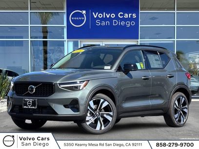 New 2026 Volvo XC40 B5 Ultra w/ Climate Package