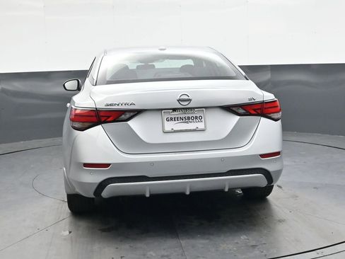 Used 2022 Nissan Sentra SV w/ Trunk Package image 5