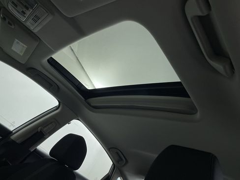 Used 2019 Honda Civic EX image 18