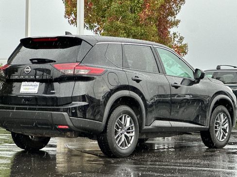 Certified 2024 Nissan Rogue S image 4