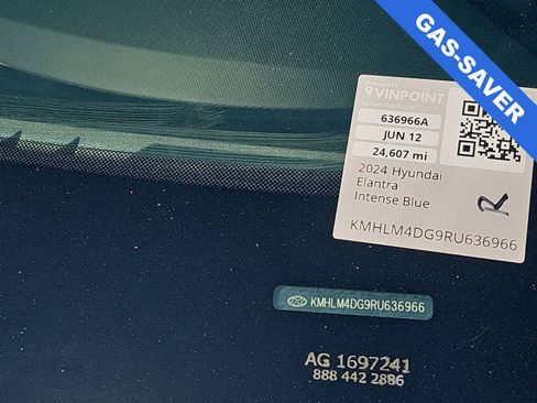 Used 2024 Hyundai Elantra SEL FWD image 25