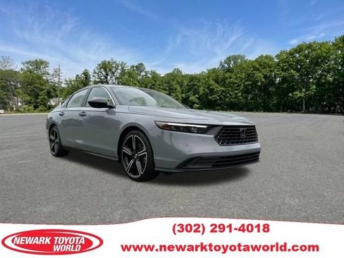 Used 2023 Honda Accord Sport image 1
