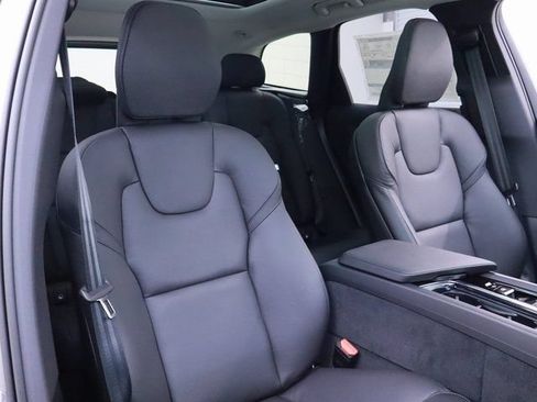 New 2025 Volvo XC60 T8 Plus w/ Protection Package Premier AWD/4WD image 18