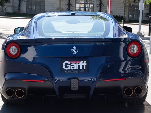 Used 2017 Ferrari F12 Berlinetta RWD image 4