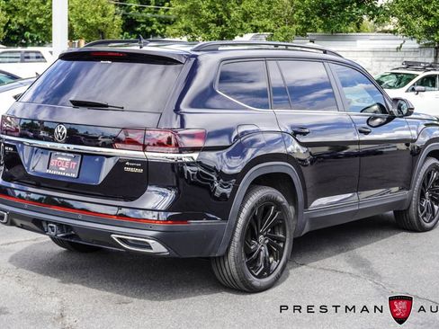 Used 2023 Volkswagen Atlas SE w/ Panoramic Sunroof Package AWD/4WD image 10