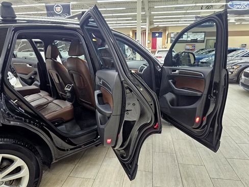 Used 2015 Audi Q5 2.0T Premium image 16