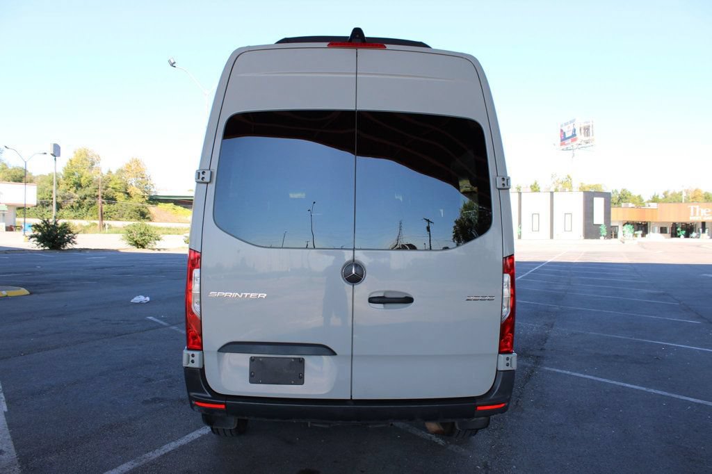Used 2022 Mercedes-Benz Sprinter 2500 image 6