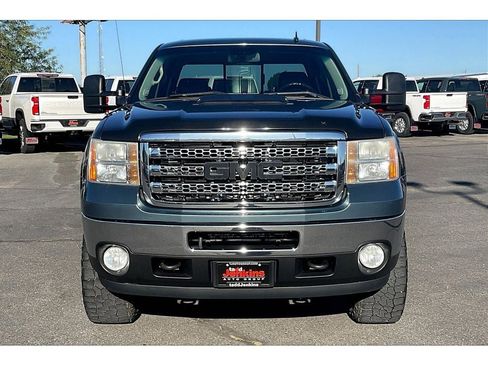 Used 2013 GMC Sierra 2500 SLT w/ SLT Convenience Package image 3