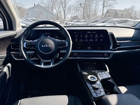 Certified 2025 Kia Sportage EX w/ EX Premium Package AWD/4WD image 25